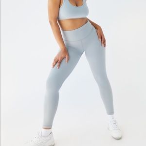 TnAction TnaBUTTER™ Atmosphere Hi-Rise Legging - Small in BLACK